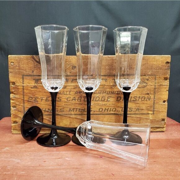 VTG France Luminarc Octime Black Stem Champagne Flutes Glasses Set of 4 - Picture 2 of 14